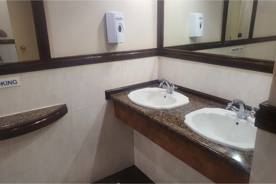 To Let commercial Property for Rent in Newton Park Eastern Cape